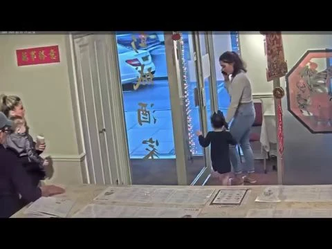 Two Women With Children Drives Off From A Chinese Restaurant Without Paying Their Bill In Uxbridge, London