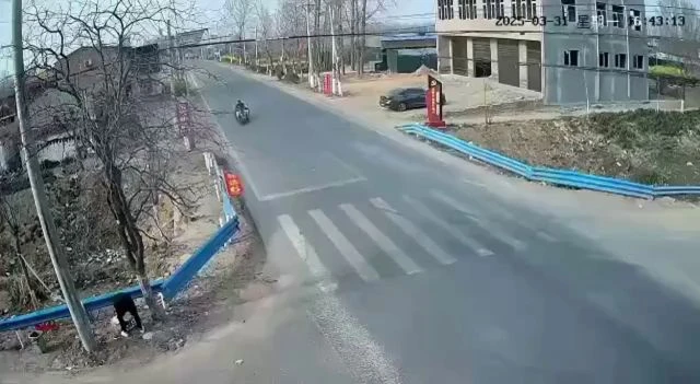 Final Destination: No Chance For Tricycle Driver..